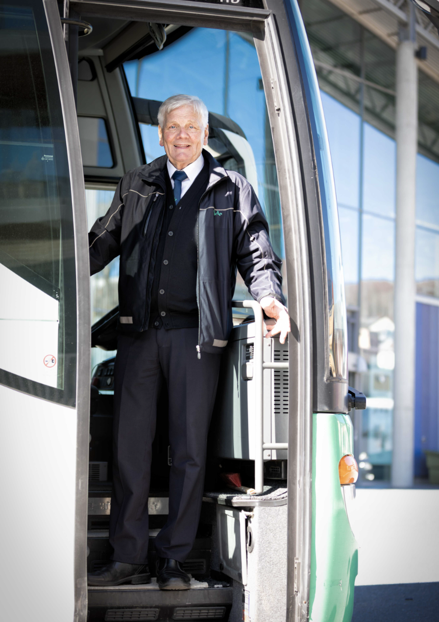 Senior Vestfold Tide Buss